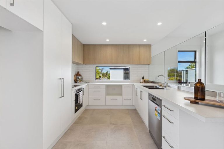 Photo of property in 4/91 Avalon Street, Richmond, Christchurch, 8013