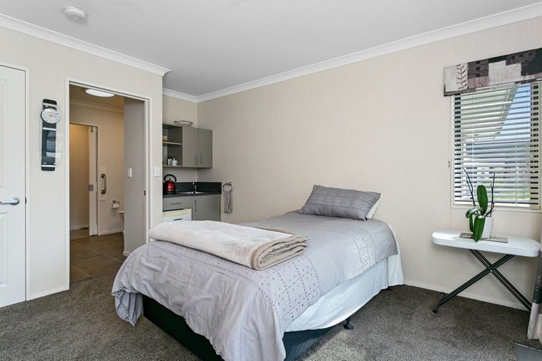 Photo of property in 6 Brancaster Place, Cambridge, 3434