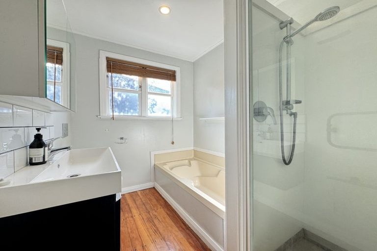 Photo of property in 27 Benares Street, Khandallah, Wellington, 6035