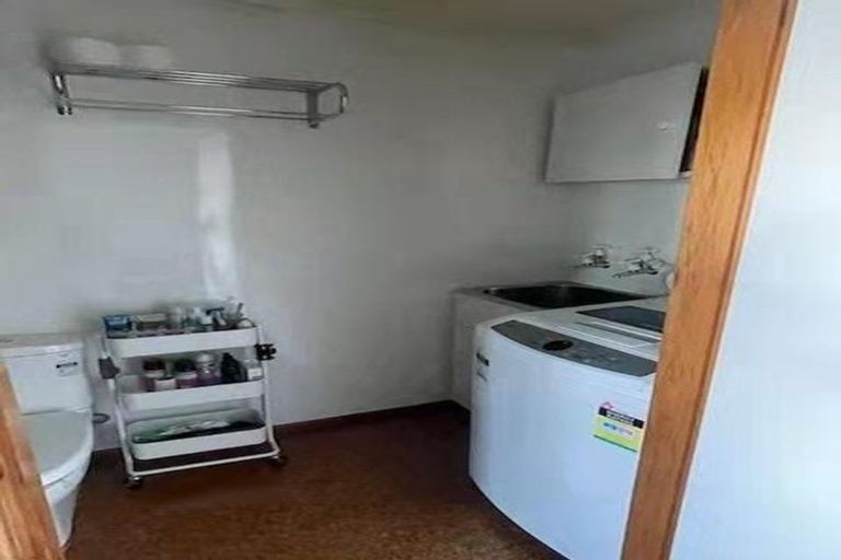 Photo of property in 9 Tai Paku Paku Road, Karaka Bays, Wellington, 6022