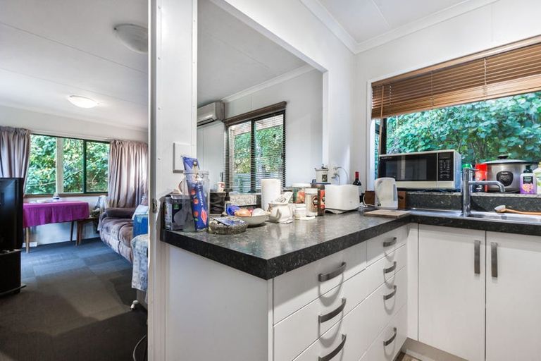 Photo of property in 76 Tilley Road, Paekakariki, 5034