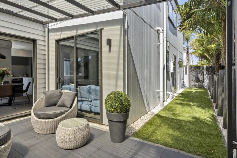 Photo of property in 72a Francis Street, Hauraki, Auckland, 0622