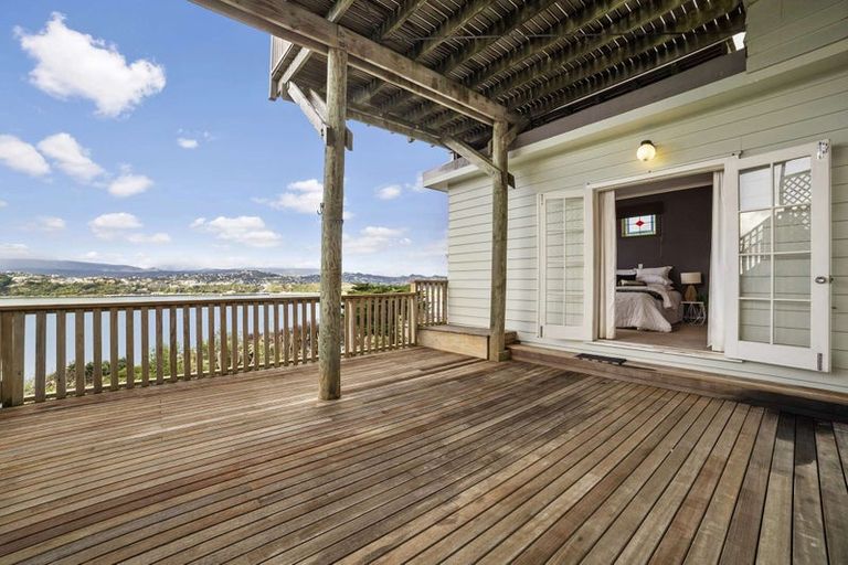 Photo of property in 69 Overtoun Terrace, Hataitai, Wellington, 6021