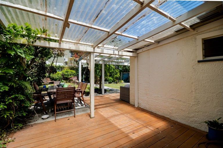 Photo of property in 383 Saint Aubyn Street, Moturoa, New Plymouth, 4310