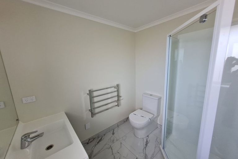 Photo of property in 15 Ocean View Rise, Ruakaka, 0116