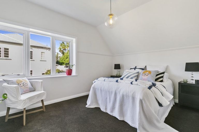 Photo of property in 323 The Terrace, Te Aro, Wellington, 6011