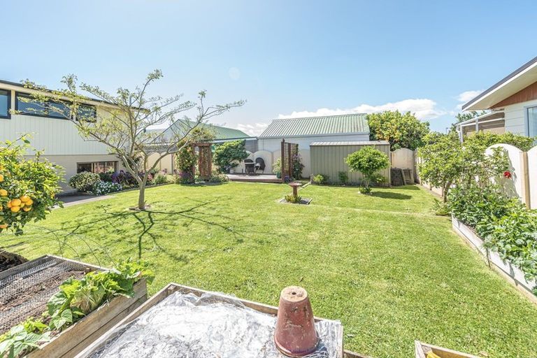 Photo of property in 30 Karamu Street, Tawhero, Whanganui, 4501