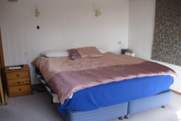 Photo of property in 28 Maple Grove, Kingston, Wellington, 6021