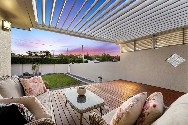 Photo of property in 154a Nile Road, Milford, Auckland, 0620