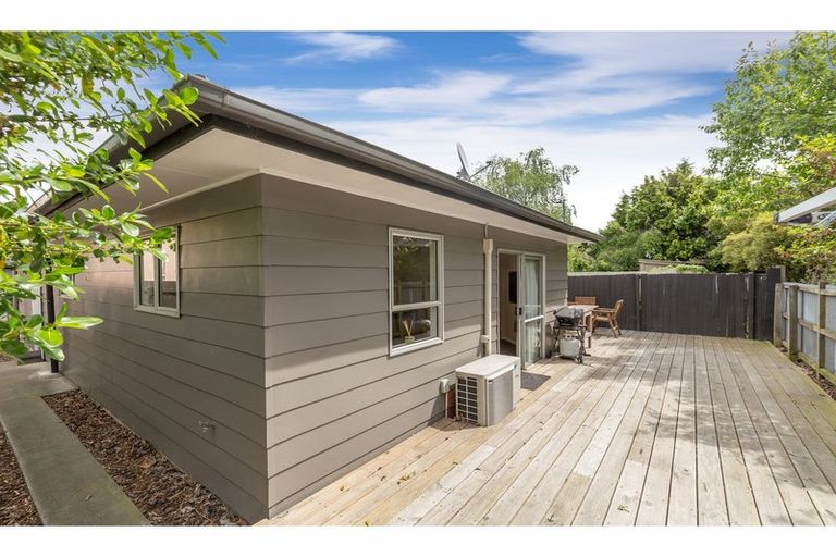 Photo of property in 11 Hutcheson Street, Sydenham, Christchurch, 8023