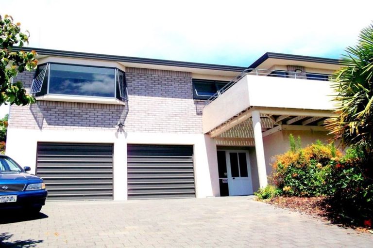 Photo of property in 2 Homestead Place, Welcome Bay, Tauranga, 3112