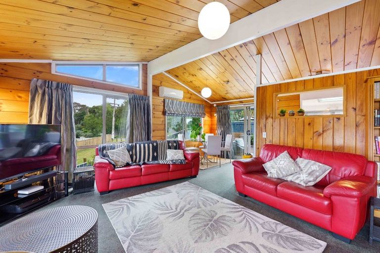 Photo of property in 31 Leinster Avenue, Raumati South, Paraparaumu, 5032