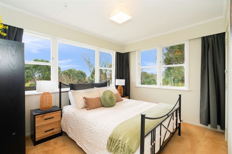Photo of property in 6 Muhunoa West Road, Ohau, Levin, 5570