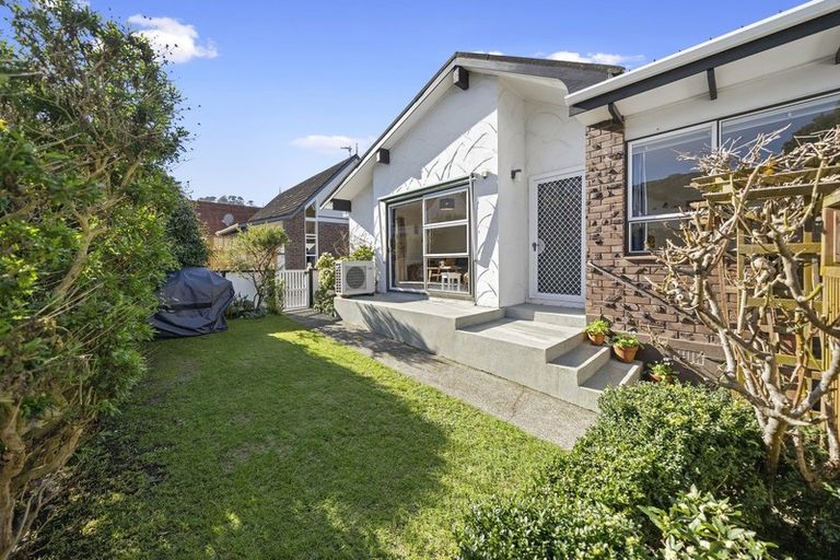 Photo of property in 42 Weka Street, Miramar, Wellington, 6022