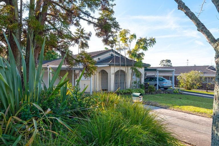 Photo of property in 28 Matuhi Rise, Henderson, Auckland, 0612