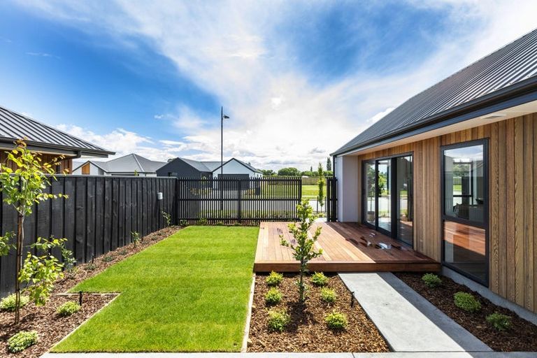 Photo of property in 21 Burkett Street, Marshland, Christchurch, 8051
