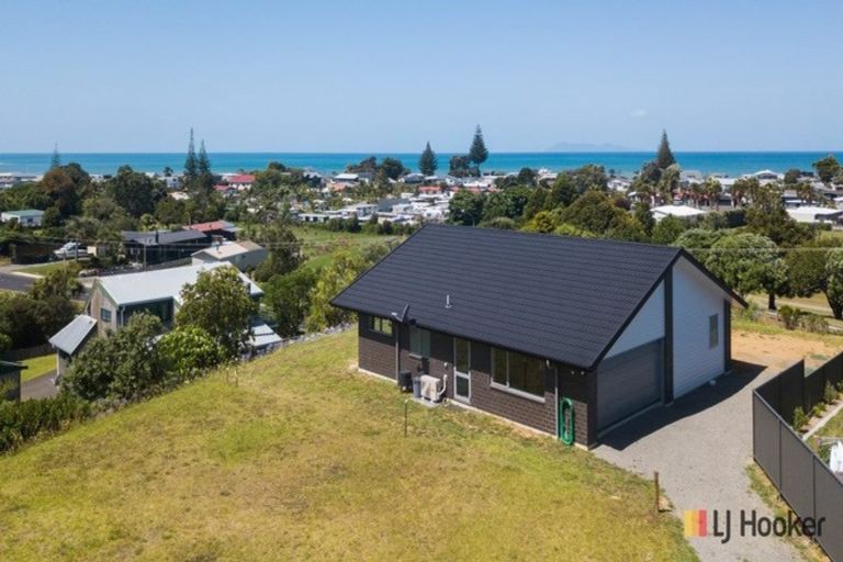 Photo of property in 93b Beach Road, Waihi Beach, 3611