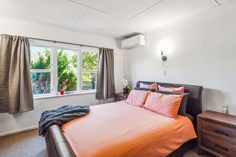 Photo of property in 15 Ratanui Road, Paraparaumu, 5032