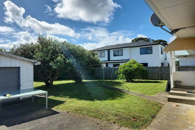 Photo of property in 30 Edinburgh Avenue, Rosehill, Papakura, 2113