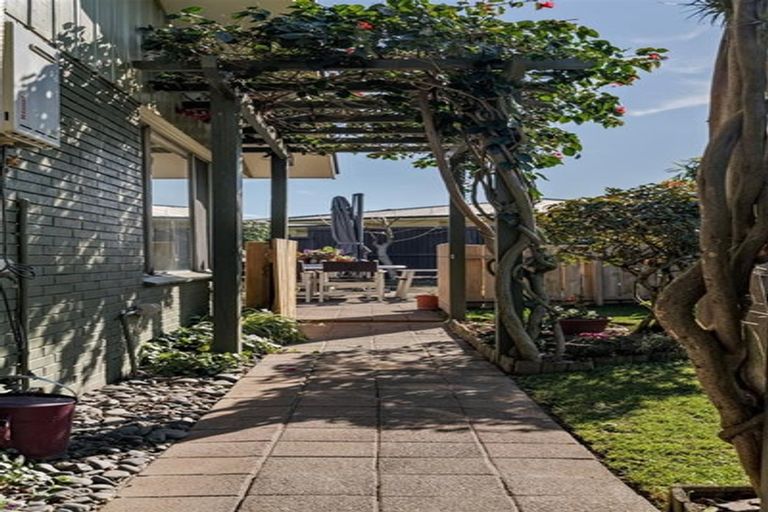 Photo of property in 35 Boucher Avenue, Te Puke, 3119