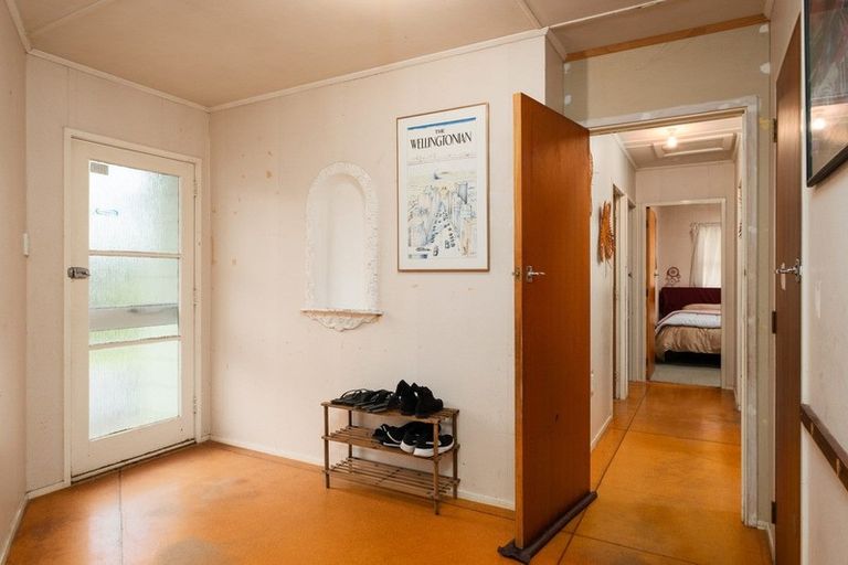 Photo of property in 63 Lyell Road, Outer Kaiti, Gisborne, 4010