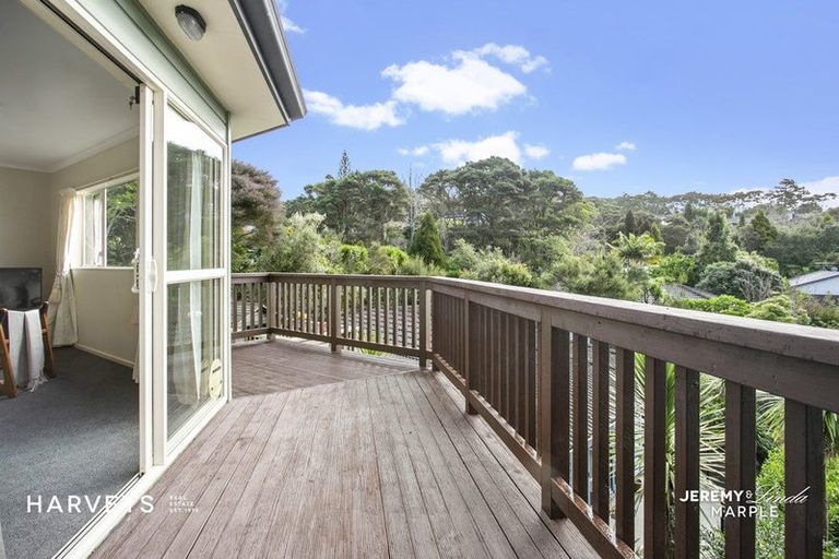 Photo of property in 13a West Lynn Road, Titirangi, Auckland, 0604