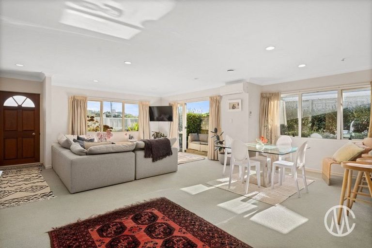 Photo of property in 16a Goods Road, Otumoetai, Tauranga, 3110