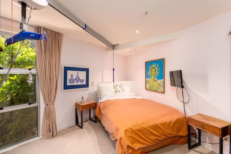 Photo of property in 82d Park Terrace, Christchurch Central, Christchurch, 8013