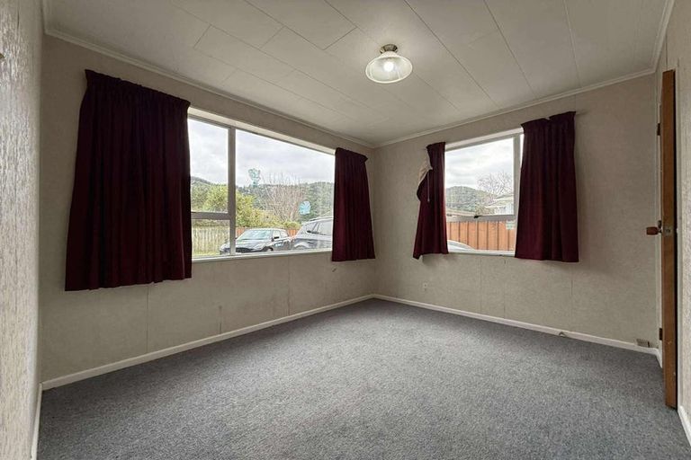 Photo of property in 39a Rimutaka Street, Trentham, Upper Hutt, 5018