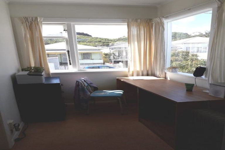 Photo of property in 6 Picton Avenue, Newtown, Wellington, 6021