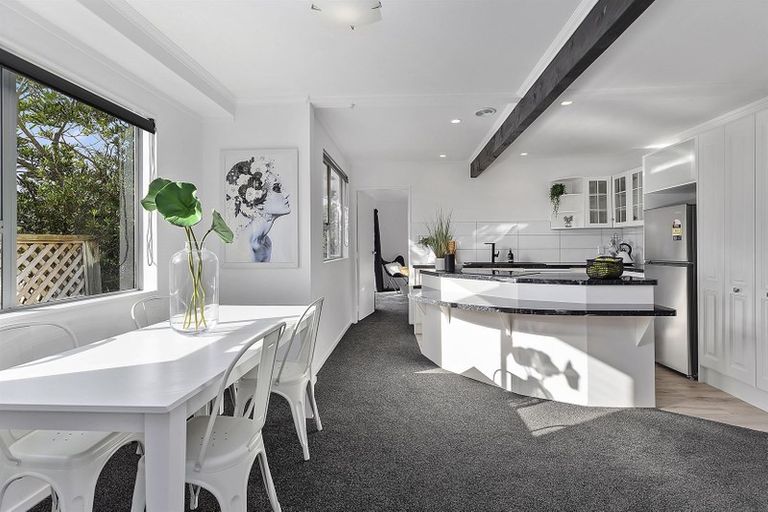 Photo of property in 9 Halyard Place, Whitby, Porirua, 5024