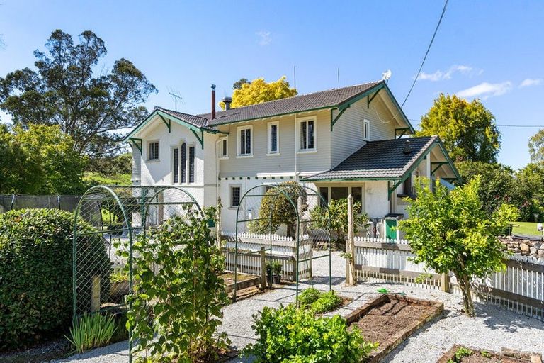 Photo of property in 1909 Tiniroto Road, Waerengaokuri, Manutuke, 4072