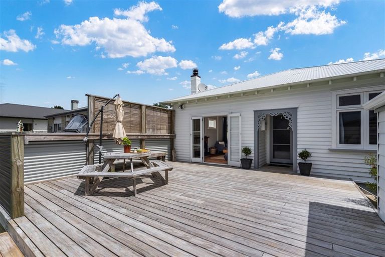 Photo of property in 42 Pukeatua Road, Maungatapere, Whangarei, 0179