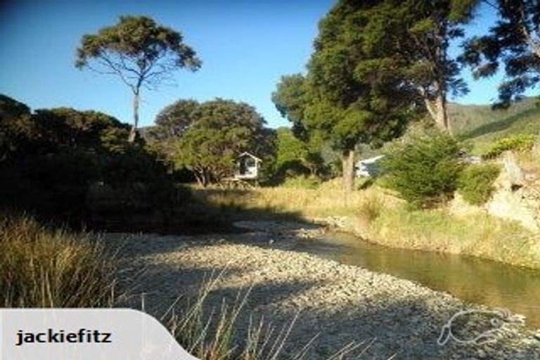 Photo of property in 5633 Kenepuru Road, Waitaria Bay, Picton, 7282