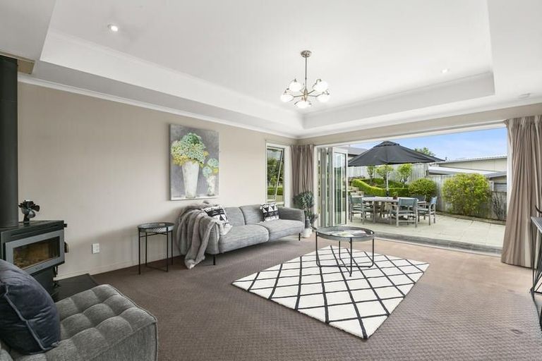 Photo of property in 9 Sunninghurst Drive, Fairfield, Dunedin, 9018