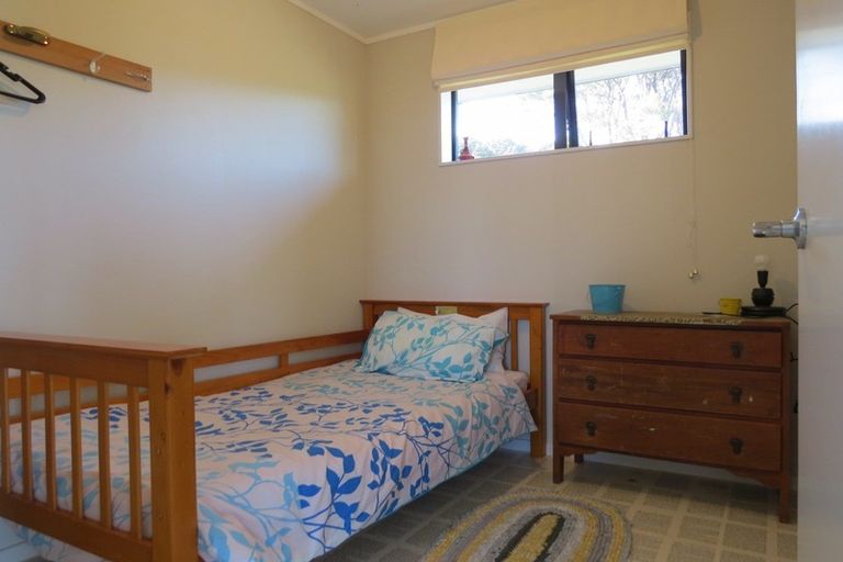 Photo of property in 209 Bellville Drive, Coromandel, 3506