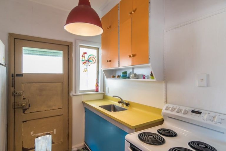 Photo of property in 21 Tirangi Road, Rongotai, Wellington, 6022