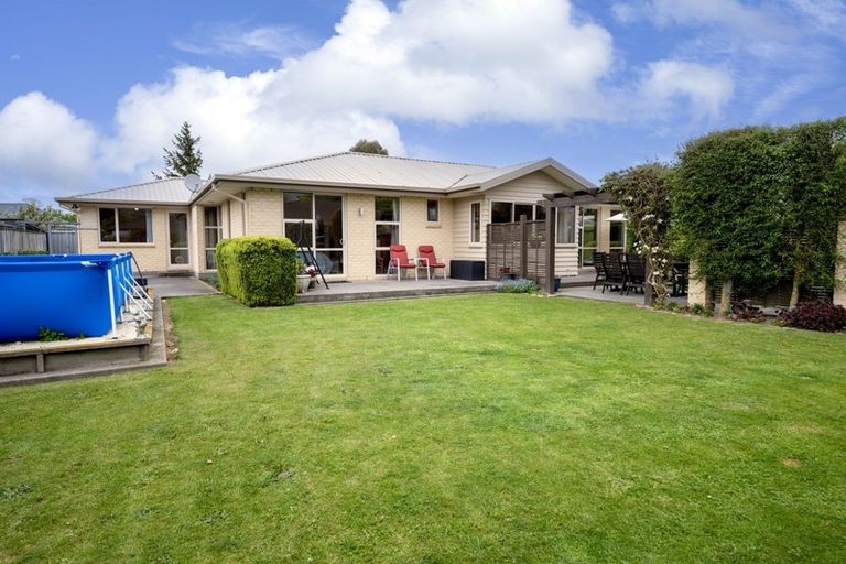 Photo of property in 11 Church Street, Oxford, 7430