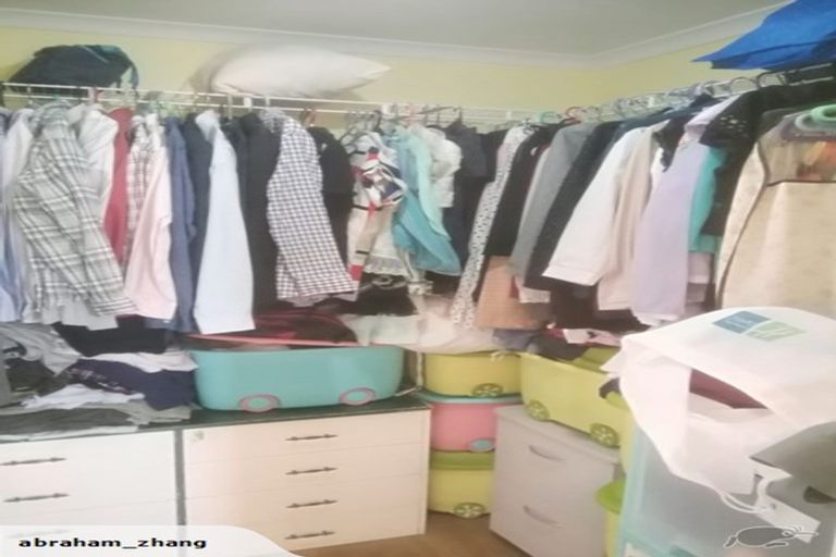 Photo of property in 13 Cooladerry Place, Rosehill, Papakura, 2113