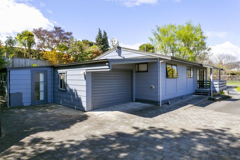 Photo of property in 90 Taharepa Road, Hilltop, Taupo, 3330
