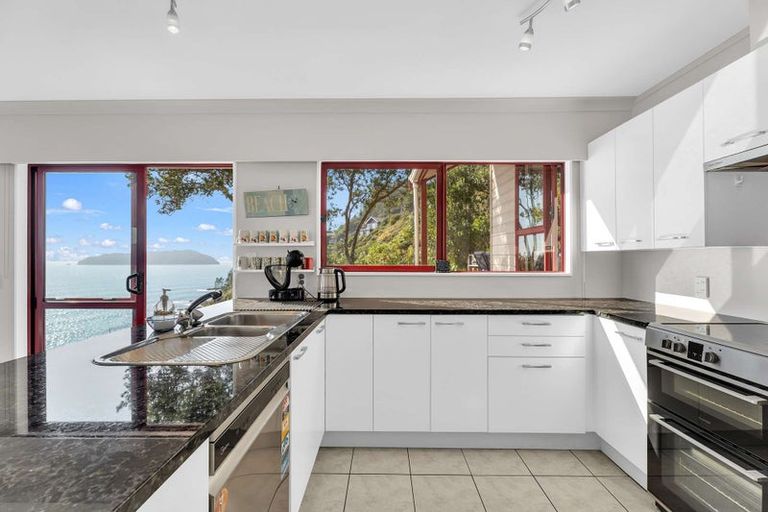 Photo of property in 55 Motuhoa Road, Tairua, 3508