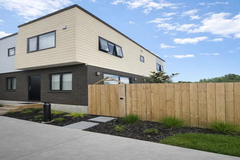 Photo of property in 17/35 Young Crescent, Drury, 2113