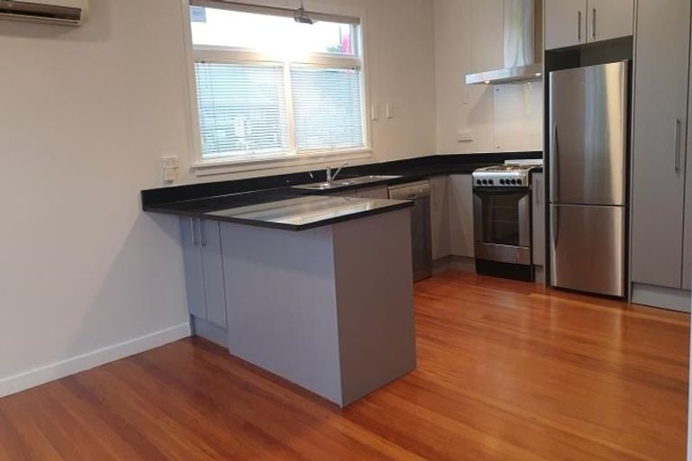 Photo of property in 53 Papanui Road, Merivale, Christchurch, 8014