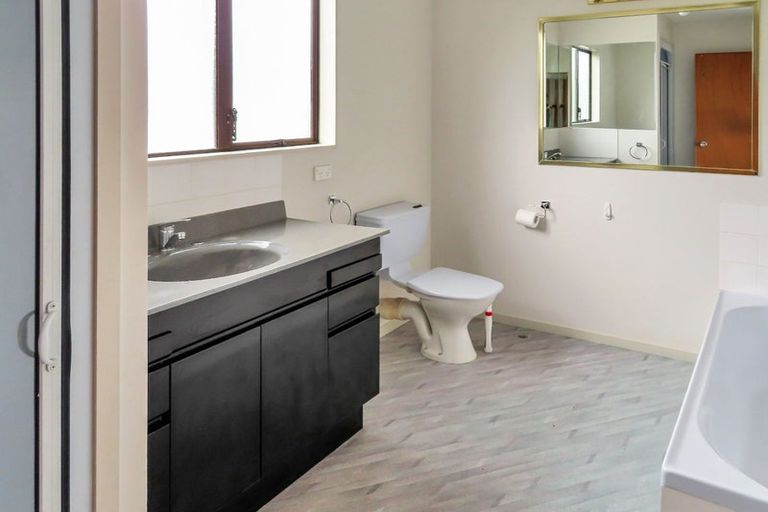 Photo of property in 2/39 Witako Street, Epuni, Lower Hutt, 5011