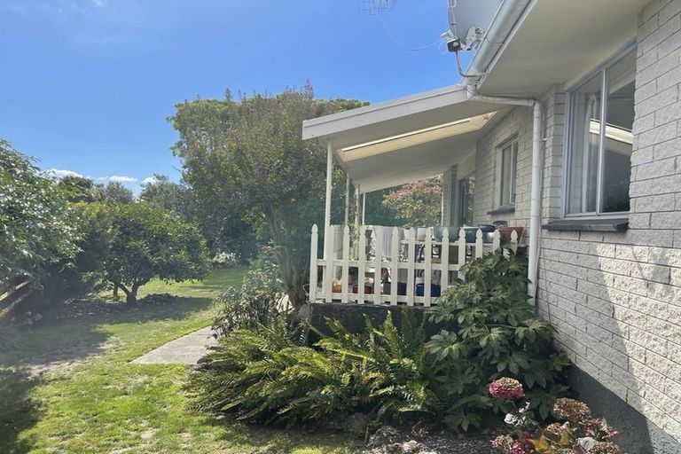 Photo of property in 59 Reynolds Road, Havelock North, 4130