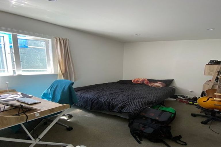 Photo of property in 98 Majoribanks Street, Mount Victoria, Wellington, 6011