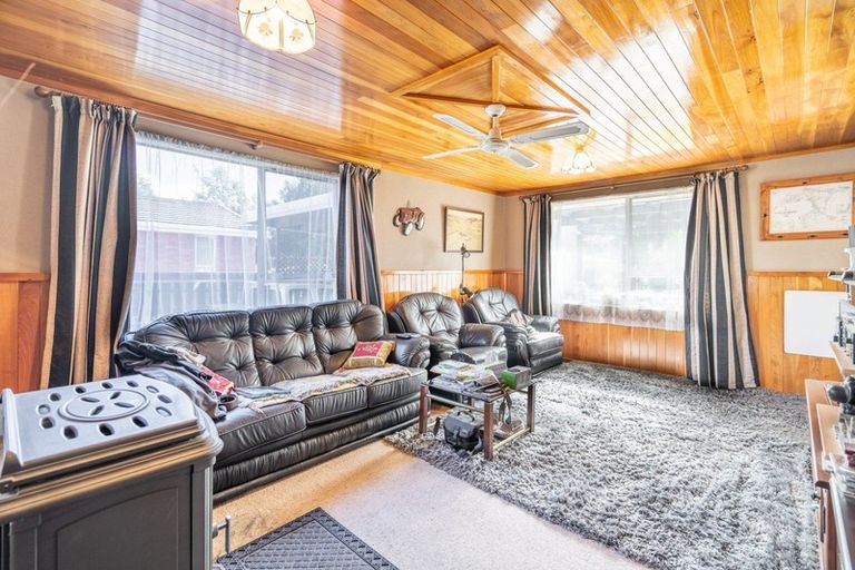 Photo of property in 48 Westmere Place, Manapouri, 9679