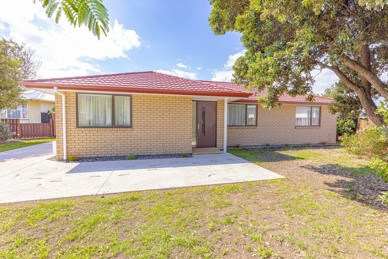 Photo of property in 48 Thatcher Street, Castlecliff, Whanganui, 4501