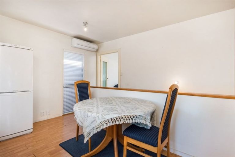 Photo of property in 34 Garton Drive, Massey, Auckland, 0614