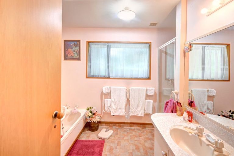 Photo of property in 4 Peel Street, Allanton, Mosgiel, 9092